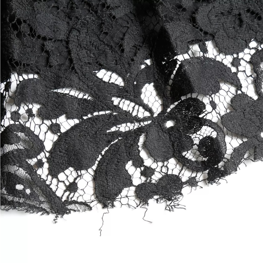 Dolce & Gabbana Classic Lace Maxi Skirt Black size 44 / 8 - Picture 5 of 11